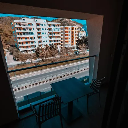 Royal G Deluxe 5* Škalngur