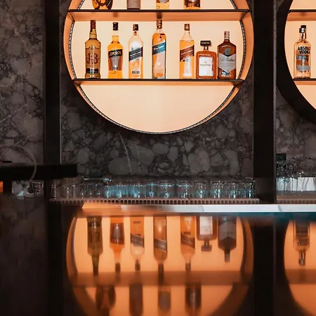 Royal G Deluxe 5* Škalngur