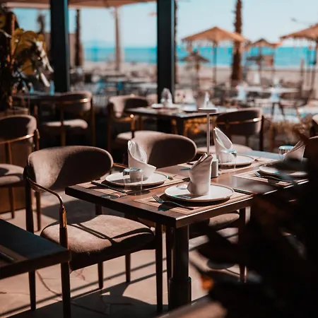 Royal G Deluxe 5* Škalngur