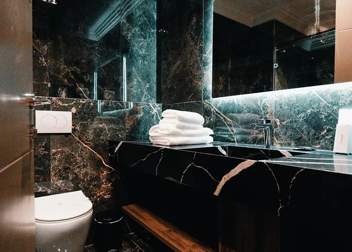 Royal G Deluxe 5* Škalngur