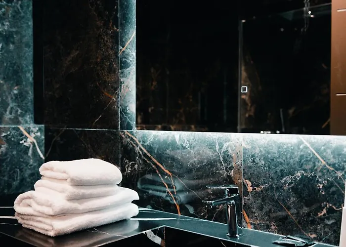 Royal G Deluxe Hotel Škalngur