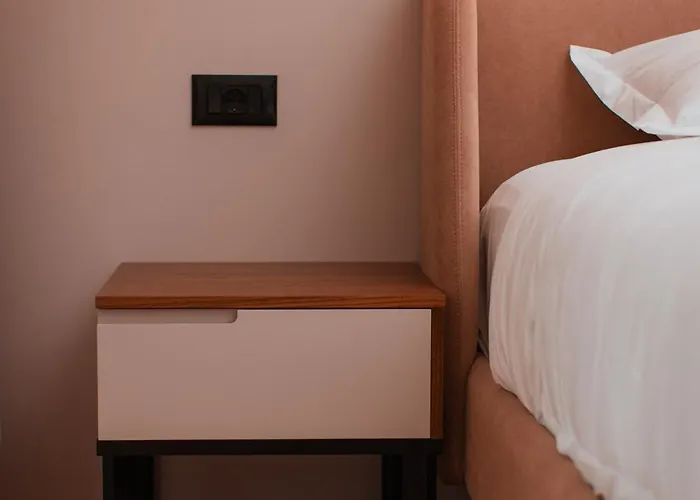 Royal G Deluxe Hotel 5*